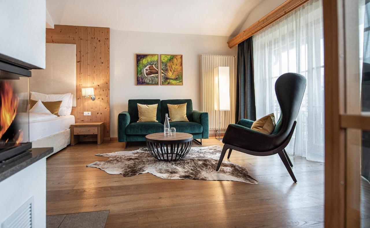 Taubers Unterwirt Aktiv & Vitalhotel ヴェルトゥルノ エクステリア 写真